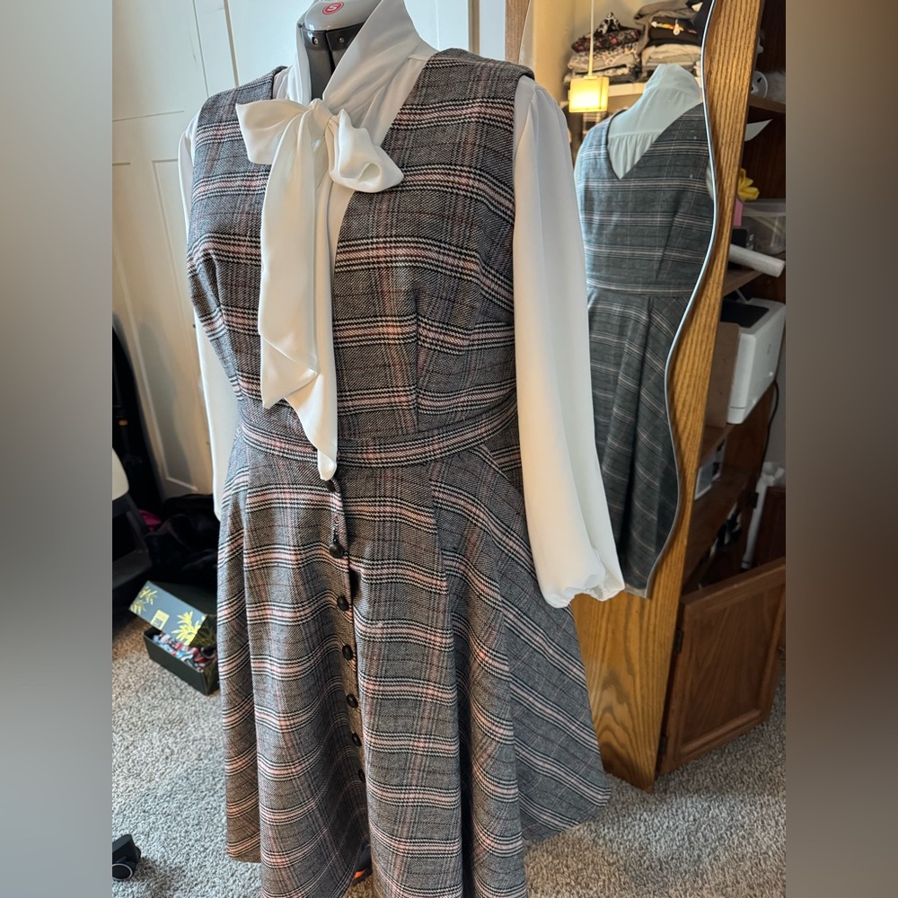 Plaid Sleeveless Dress (white blouse not included